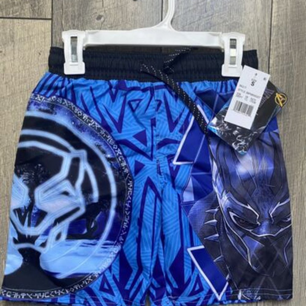 Marvel Black Panther Boys Size Small Board Shorts Swim with Lining and Pockets